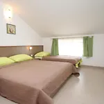 With A Parking Space Tucepi, Makarska - 6657 Апартаменты *