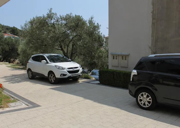 With A Parking Space Tucepi, Makarska - 6657 Tucepi