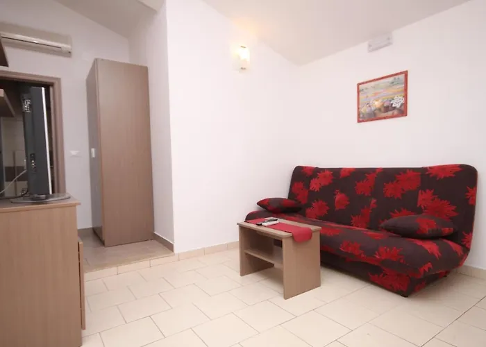 With A Parking Space Tucepi, Makarska - 6657 Tučepi